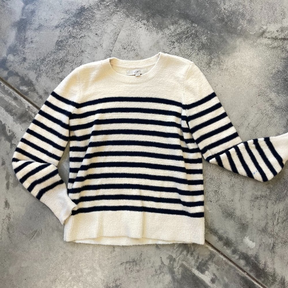 LOFT Cream and Navy Striped Cozy Fuzzy Sweater Size Small